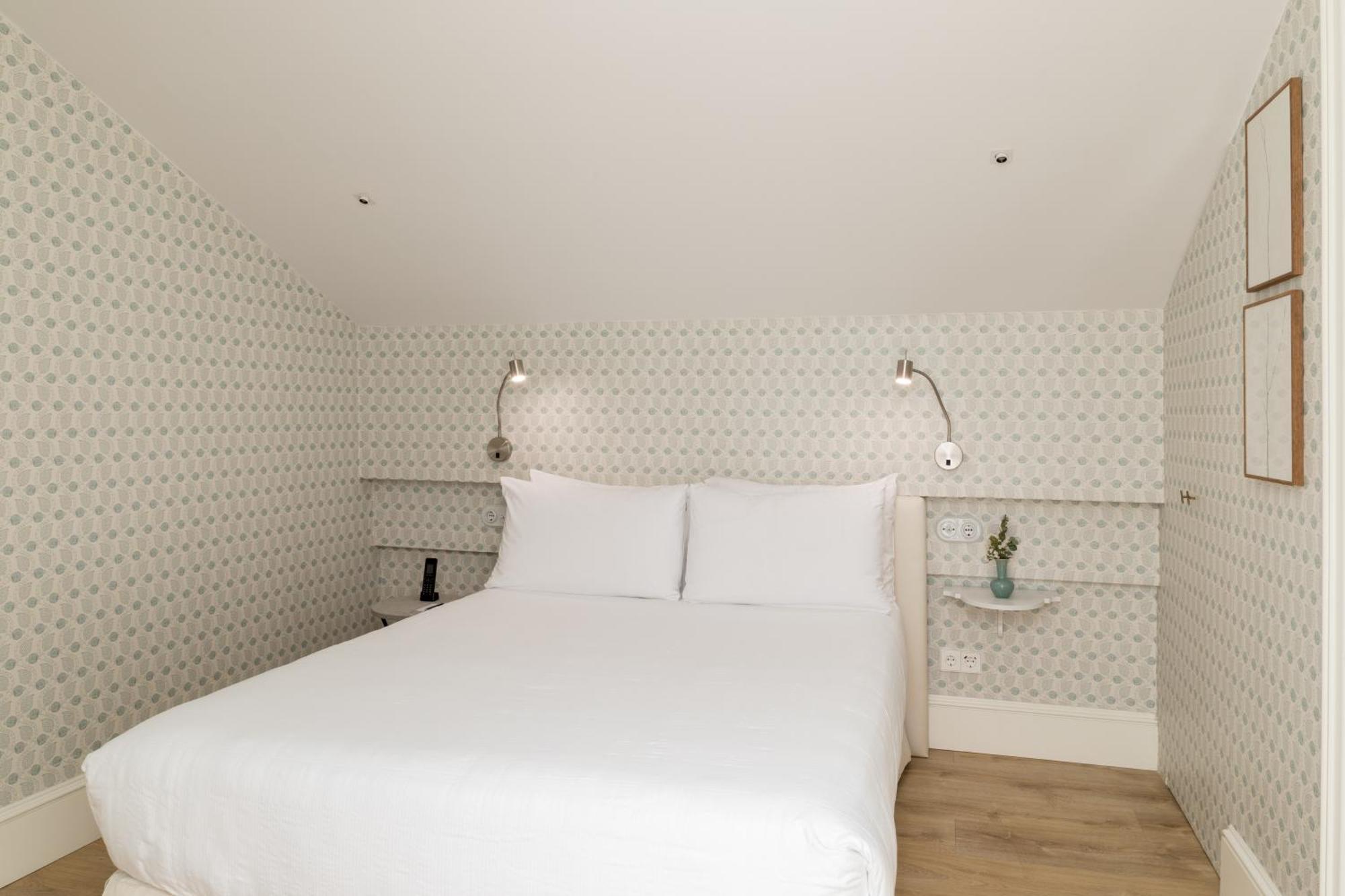 Hotel Tayko Sevilla Bagian luar foto