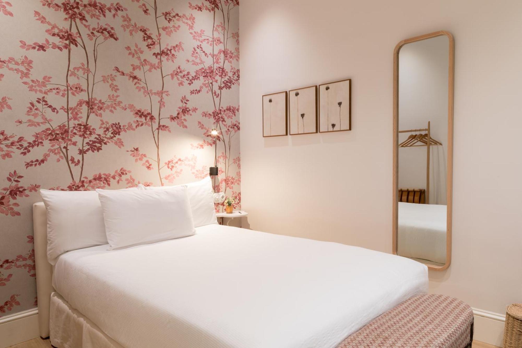 Hotel Tayko Sevilla Bagian luar foto