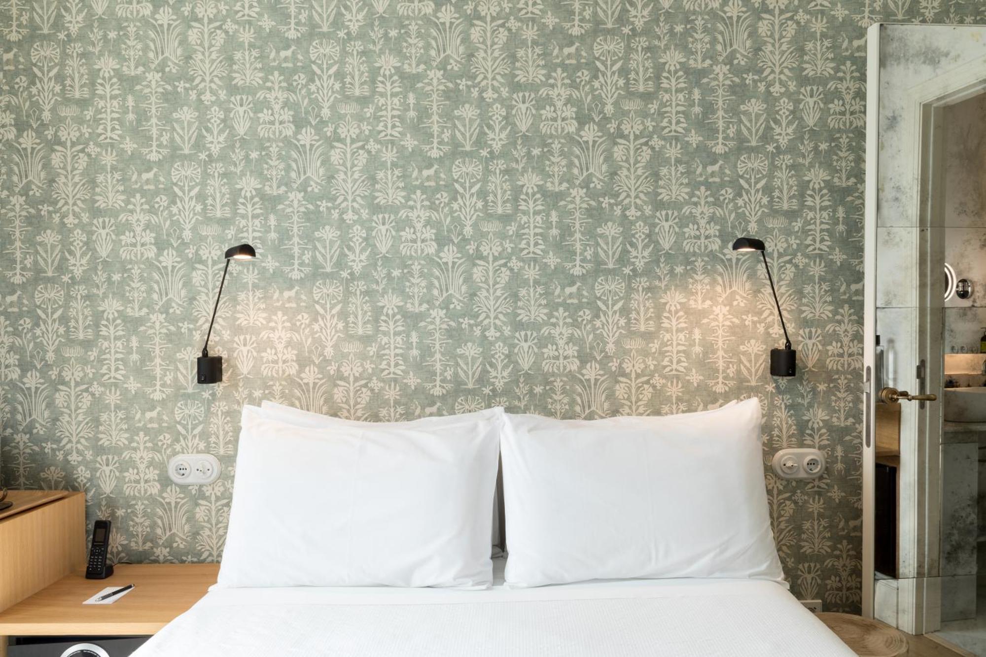 Hotel Tayko Sevilla Bagian luar foto